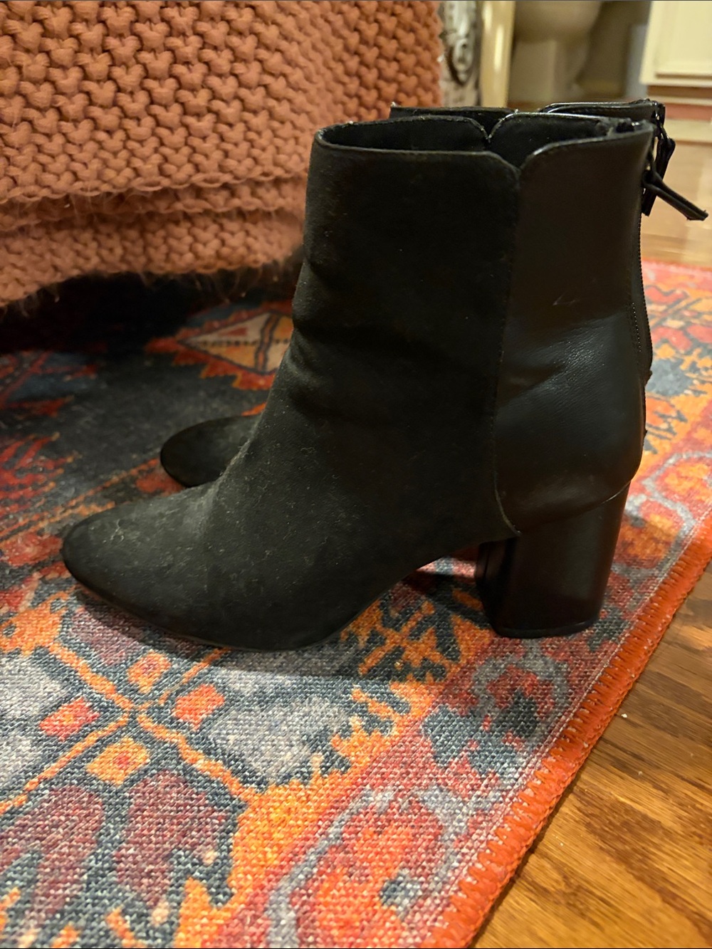 Old Navy Women's Suede Block Heel Ankle Boots Size 8